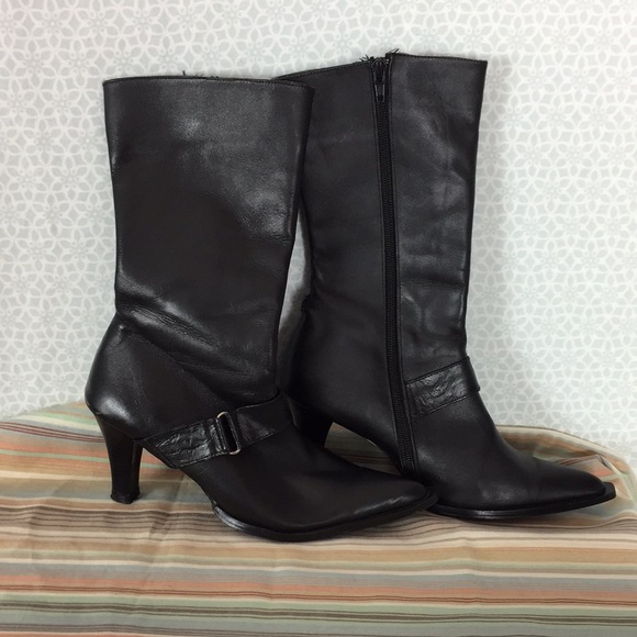 Calzado D’Cristian Shoes - Calzado D’Cristian Faux Leather Boot Heels